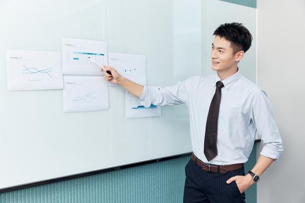 揭示企业洗脑骗局的演讲：如何防范与应对图1