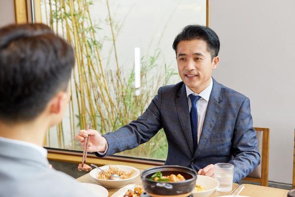 政府领导调研与企业品牌建设的战略路径解析 图2