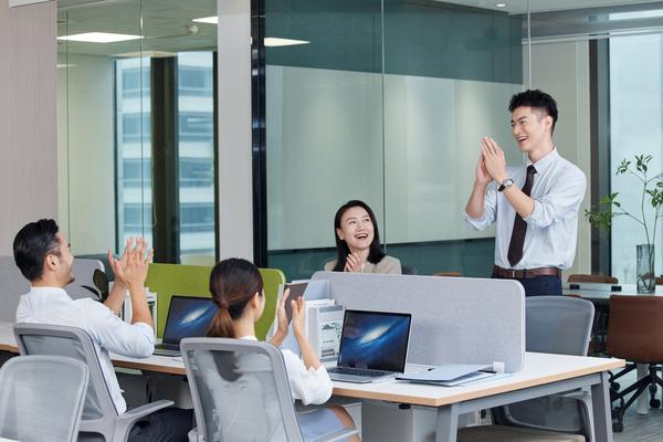 人民日报打造的企业文化标语解析|价值观传承与品牌建设 图2