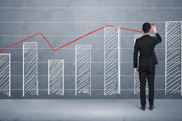 《女性力量崛起：简短霸气品牌营销文案创意指南》图1