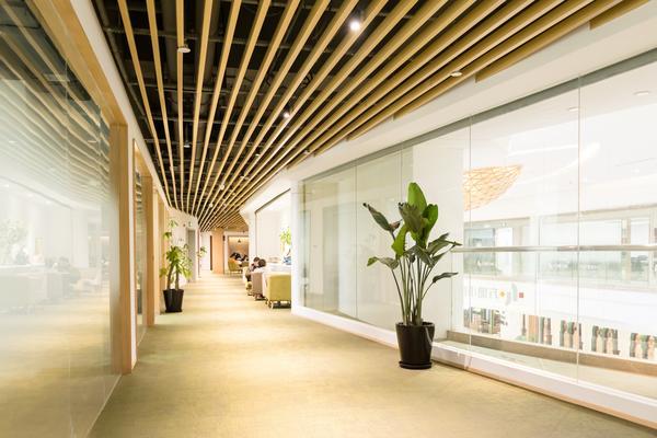 莱特威品牌策划网站：为您提供一站式品牌建设解决方案 图2