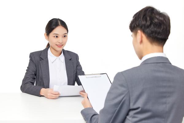 面试官如何通过城市品牌营销面试技巧提升面试效果?图1
