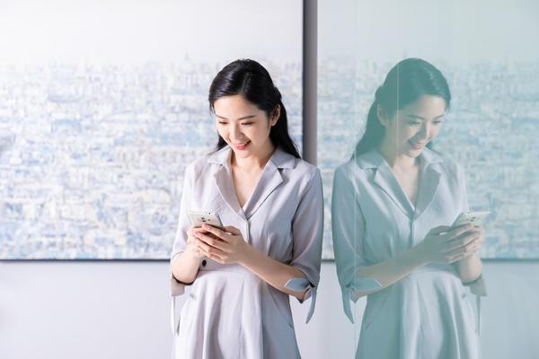 从职场新人到品牌策划高手：转岗成功之路图1