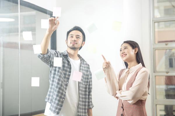 打造网红品牌：从策略到执行的全面讨论方案图1