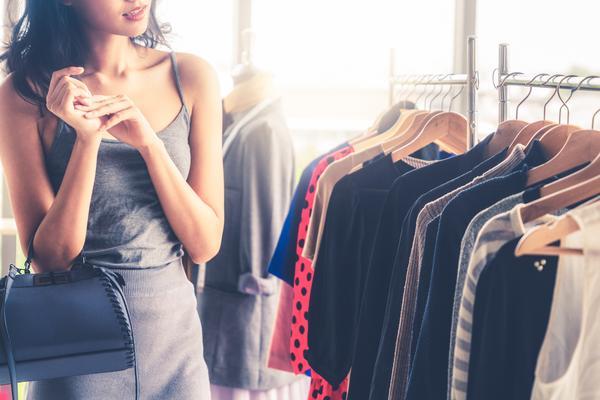 为您量身定制的衣服品牌推广方案模板图1