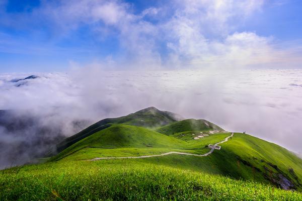 打造文旅品牌建设：旅游业的升级与发展图1
