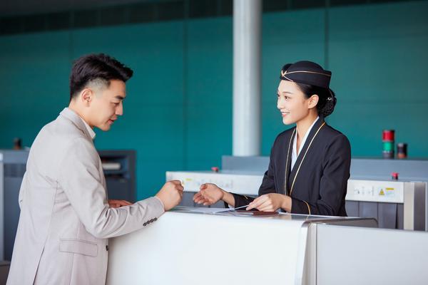 空姐职业营销策略：如何提升航空公司的品牌形象和旅客满意度 图1