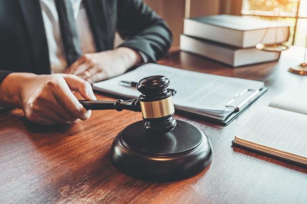 股权及融资律师:为您的企业提供专业法律支持 图2