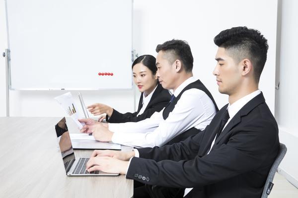 门窗品牌策划公司：打造高品质门窗品牌的专业团队 图2