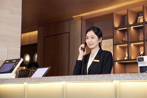 打造曼居酒店品牌：全方位品牌建设方案策划图1