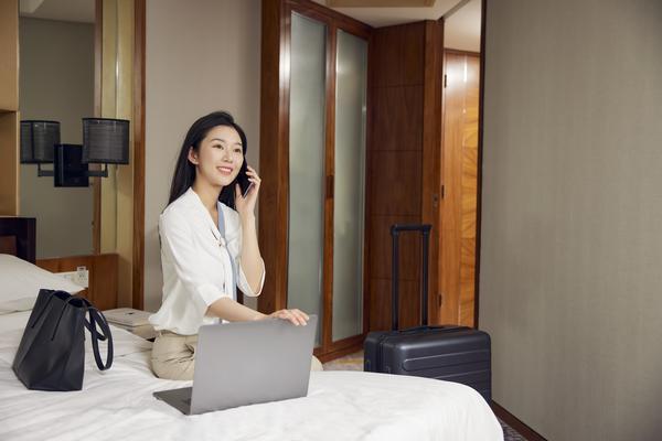 《美发品牌营销设计案例创新与实践的完美结合》 图2