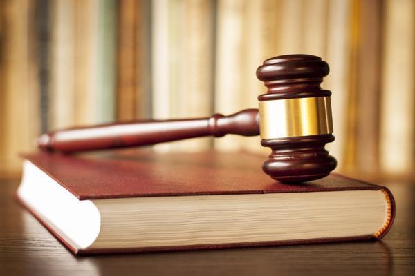 银行骗贷与信贷员责任|刑事责任与量刑标准解析 图2