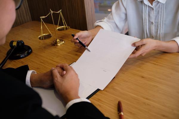 贷款没还被诉讼的后果|逾期贷款责任与法律救济 图2