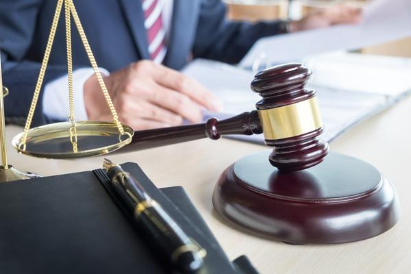 未成年能否担任贷款担保人：法律与社会责任的双重考量 图1