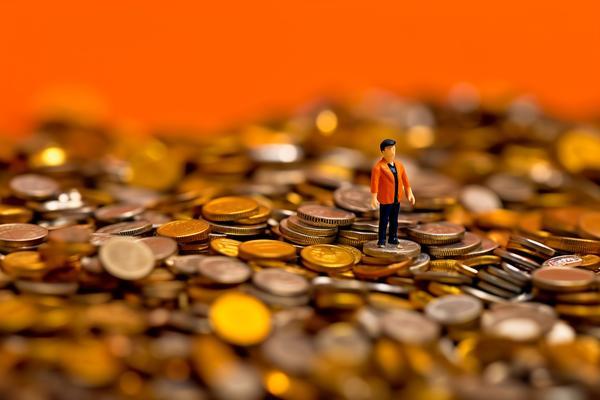股票市场动态：首日上市股票可融资引关注 图2
