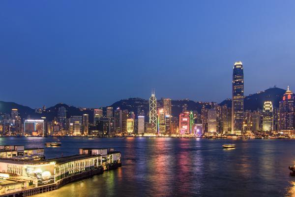 打造健康身材，展现自信魅力——XXX健身品牌营销方案图1