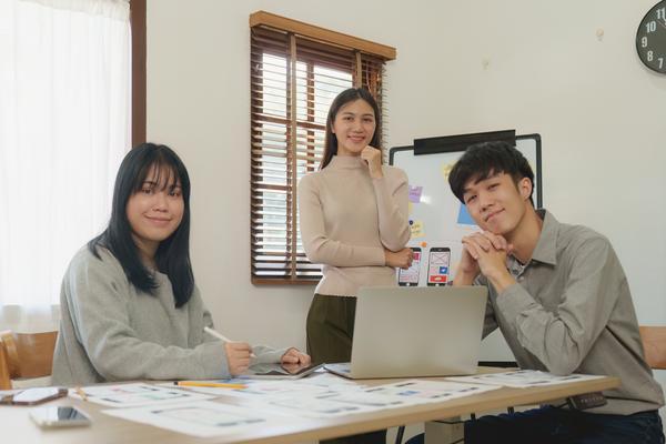 如何通过项目融资与企业贷款优化品牌营销策略 图2