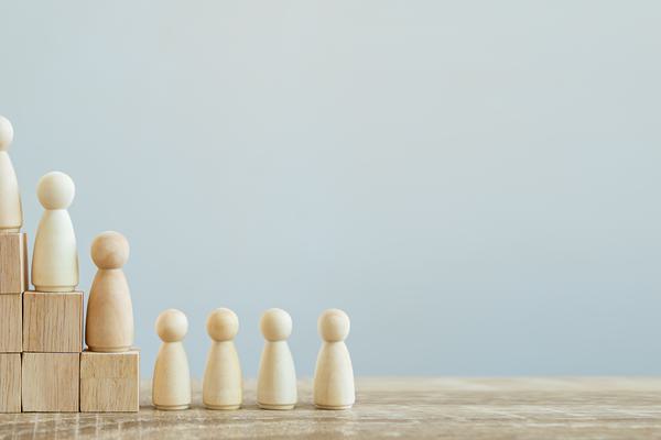 幼儿园课后服务经费管理制度与优化策略 图2